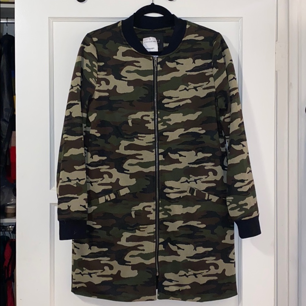 Sanctuary city topper camo